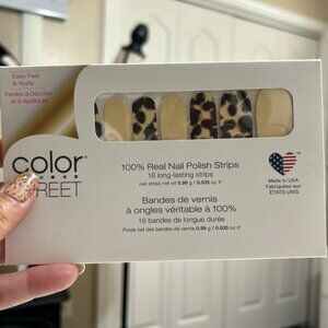 New and sealed Color Street Show and Shell